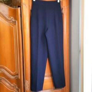 Gianni pure wool pants, completely lined.  Size 4 pette  USA. NWT navy blue.